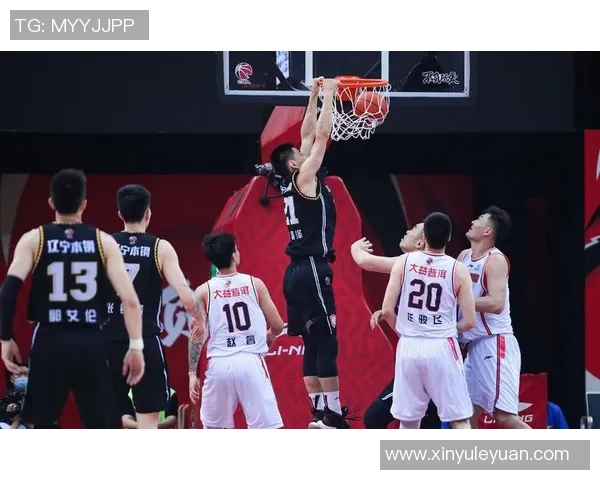 深圳篮球队总决赛速度分析：快攻与防守的完美结合