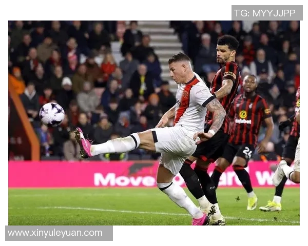 巴克利足球:探索这项运动背后的激情与荣耀之旅 巴克利足球:探索这项运动背后的激情与荣耀之旅